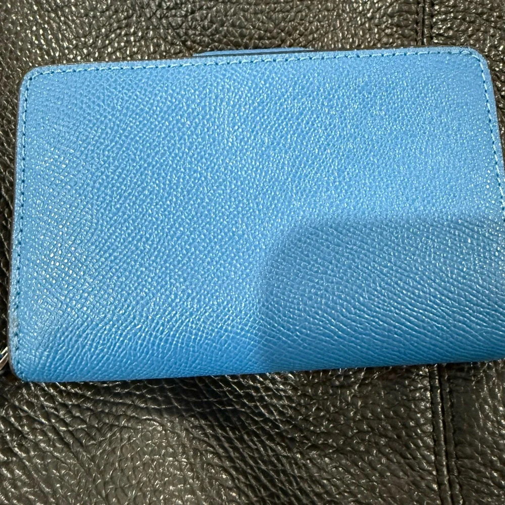 Coach Vivid Blue Leather small trifold Wallet - Picture 7 of 8